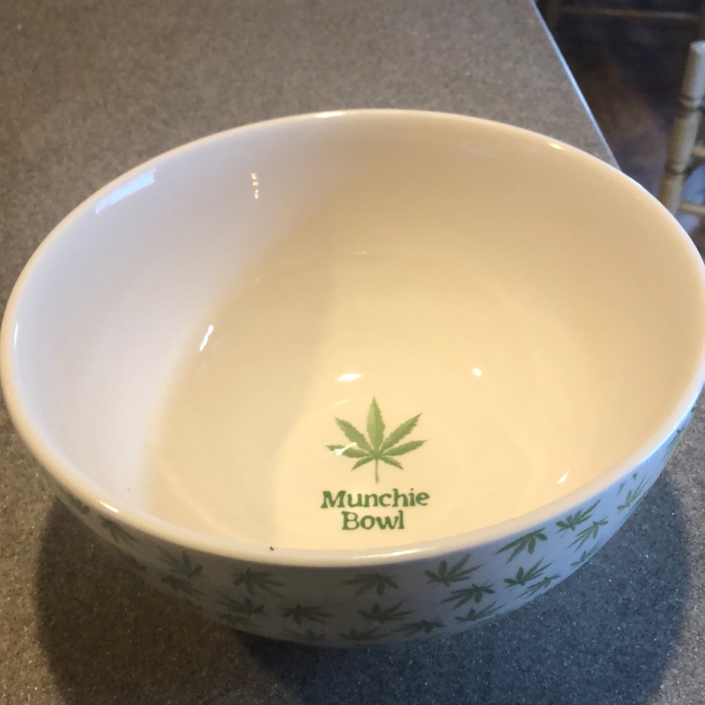 Weeding Munchie Bowl. Please note Marijuana Devore